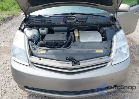2005 Toyota Prius from USA, damaged, VIN JTDKB20U853041404